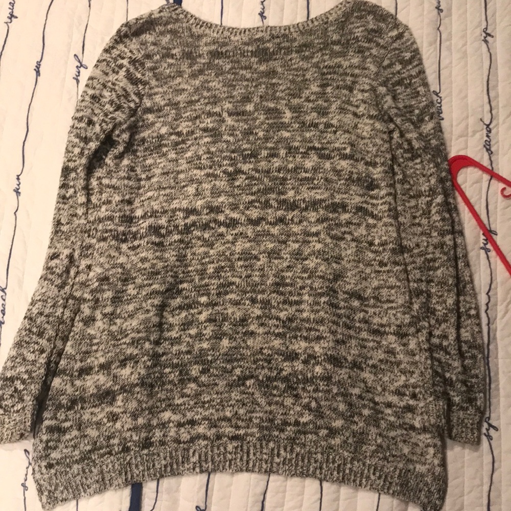 Slit Sweater - Picture 2 of 4